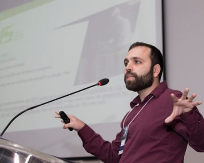 30/05/2018. Credito: Euler Junior/Comunicacao Empresarial/Cemig. Belo Horizonte - MG. Brasil. 
Gustavo Salum, Engenheiro de Eficiencia durante palestra no WCS - Workshop Comportamento Sustentavel, realizado no auditório da Cemig.